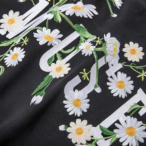 Daisy Embroidered Tee